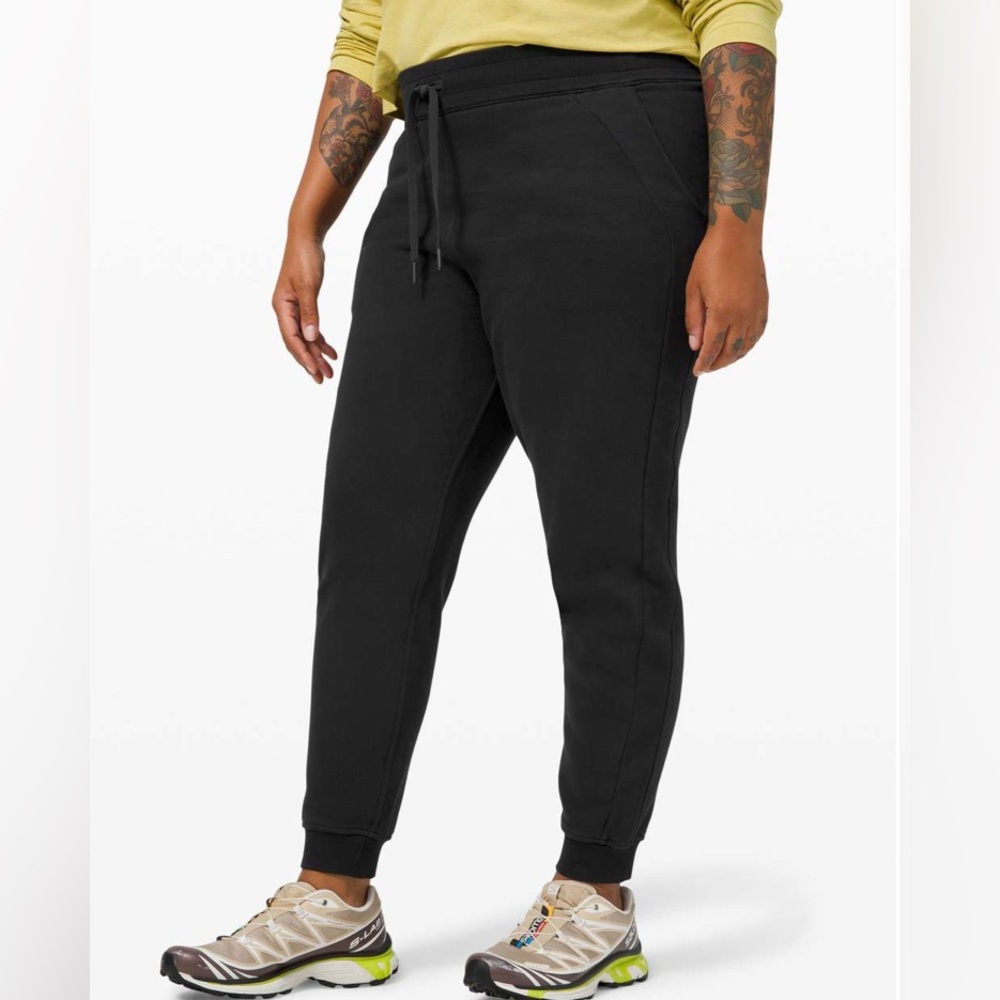Lululemon Scuba Jogger Black Sweatpants Lounge- Size 2